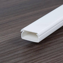 Csatorna öntapadós fehér 12x 7mm Canalux