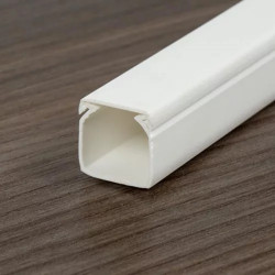 Csatorna öntapadós fehér 16x16mm Canalux
