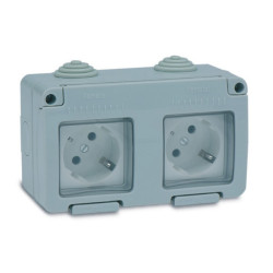 Dugalj Famatel 2x2P+F162/2 szürke IP55 19071
