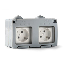 Dugalj Famatel 2x2P+F162/2 szürke IP55 19071