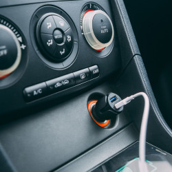 Szivargyújtó adapter 2xUSB 2,4A fekete MNC 54931BK