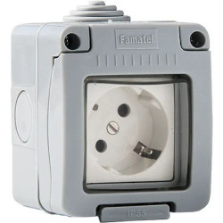 Dugalj Famatel 2P+F 162 szürke IP55 19068